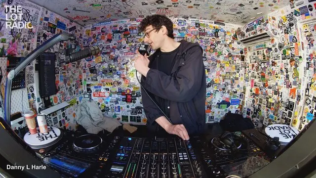 Episode 5AdofwottlmhCmWN1JXJ39 Thumbnail 1