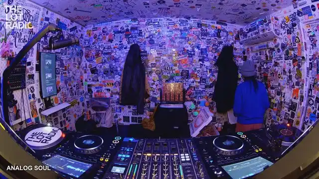 Episode 1RoTPyeCChDfXhmqd0GTrs Thumbnail 3