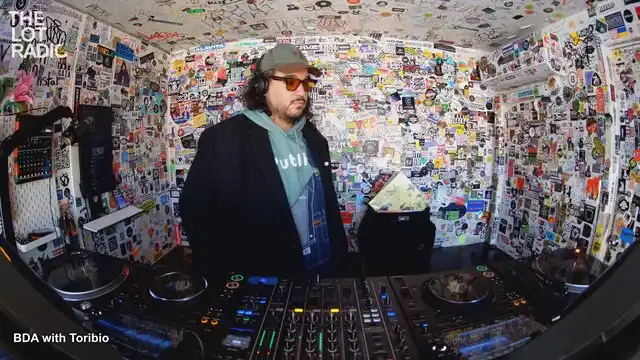 Episode pYwkjRUtR4ntaSP4E1YEc Thumbnail 2