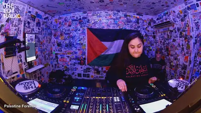 Episode 7mxb5VWd2iWh67XqwxX6Or Thumbnail 4