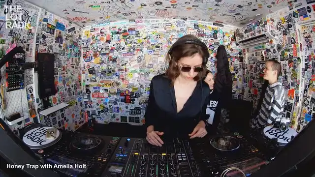 Episode 2yUtwOYy3CK2BarJk6bgXU Thumbnail 2