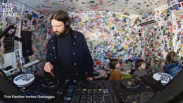 Episode 3poCN8aE9Vp6TrlzYRh6tE Thumbnail 4