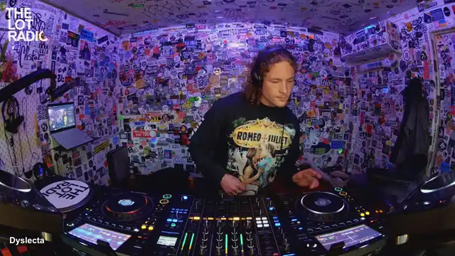 Episode 2dX9R25W8iheVibUH4aTQd Thumbnail 5