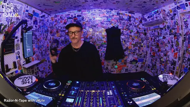 Episode 1TPKrFkht4r4NVnuwDMUXC Thumbnail 2