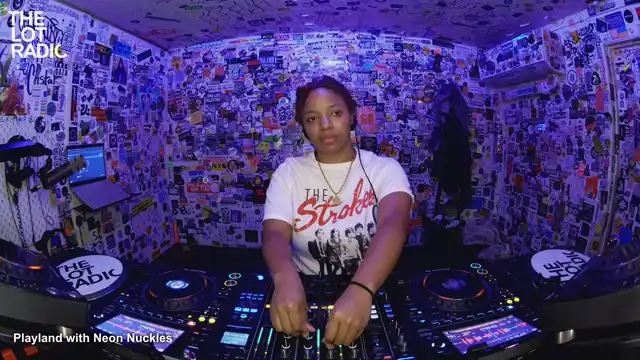 Episode 2OFtCfoL4zEWydU2uDz627 Thumbnail 5