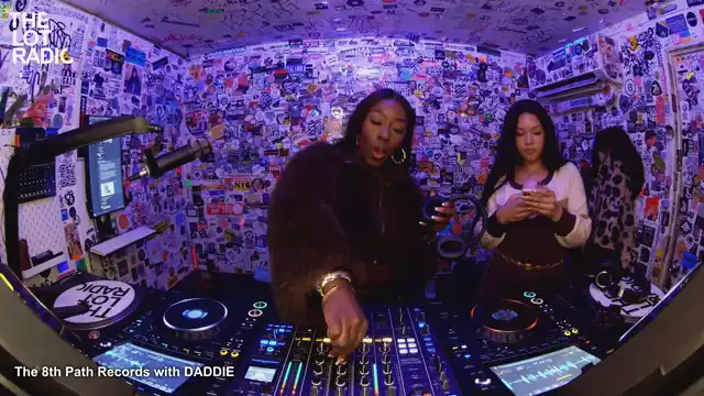 Episode 3wKSbcd6zeeZmwdbxuZ0t4 Thumbnail 5