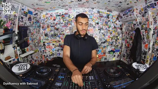 Episode 7rPWzDieUBilPSjFs665PH Thumbnail 1