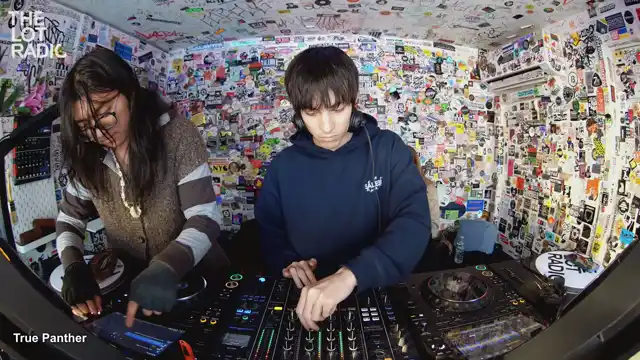 Episode 7GHKSArWD3pgvfCAksGdjW Thumbnail 3