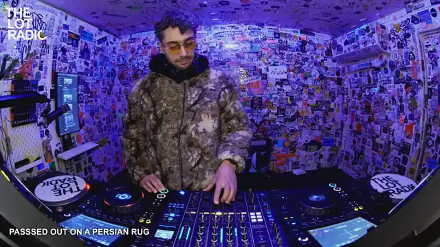 Episode 3oaGx93aMxPmsCvQ0r5ngb Thumbnail 4