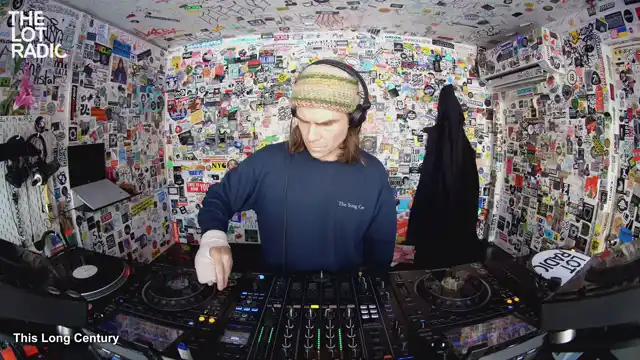 Episode 6TAUgPor5zX2jkkkb7fS6r Thumbnail 3