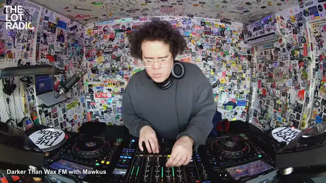 Episode 1usJIW02RwRRJs9olp2VoE Thumbnail 4