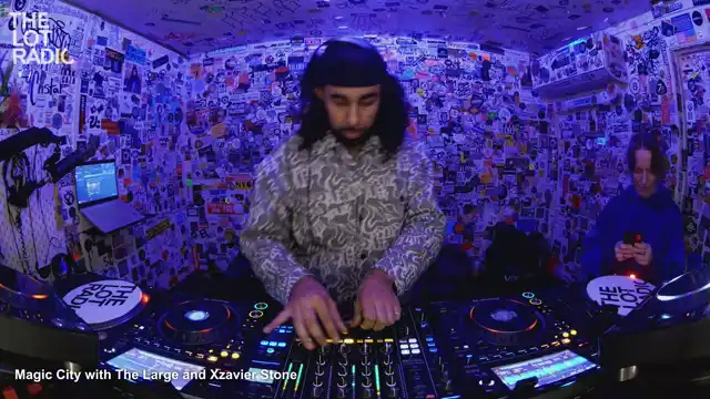 Episode 1pVdfa8tychVDYRpW3cSa1 Thumbnail 4