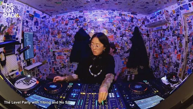 Episode 2bCzywuIDzNUDLdlsQcMYb Thumbnail 1