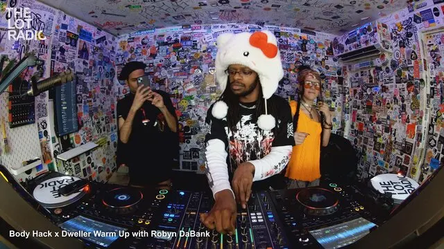 Episode 4XYTnp5FnGf2YP00ygQiMu Thumbnail 1