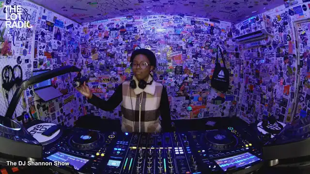 Episode 6xQEol2QNUGlenXaGM6g8B Thumbnail 4