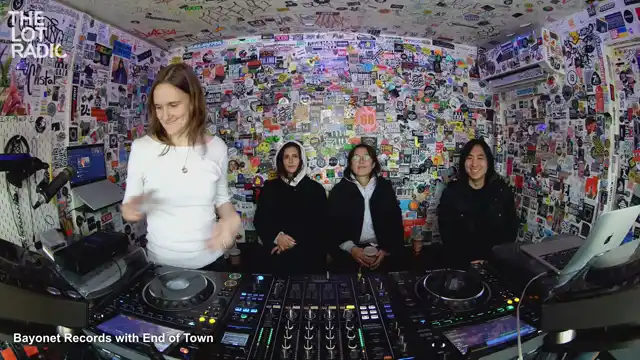 Episode 1Uam6f5VHDnFa0rAgBYCA6 Thumbnail 4