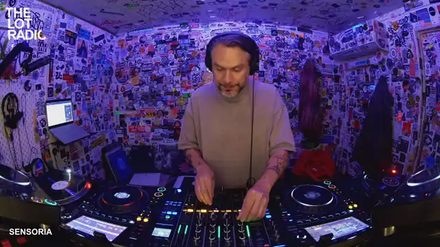 Episode 32w0g6mQijoHByADHKyB6M Thumbnail 5