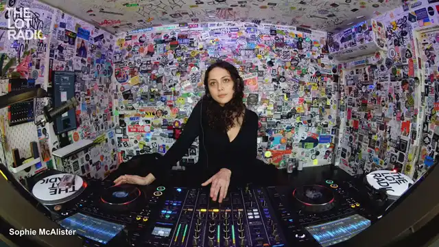 Episode 1JgENfwbamPi2wZCah8QqC Thumbnail 4