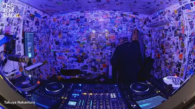 Episode 7Ck6ObfERcDpYBH2rewQZ6 Thumbnail 2