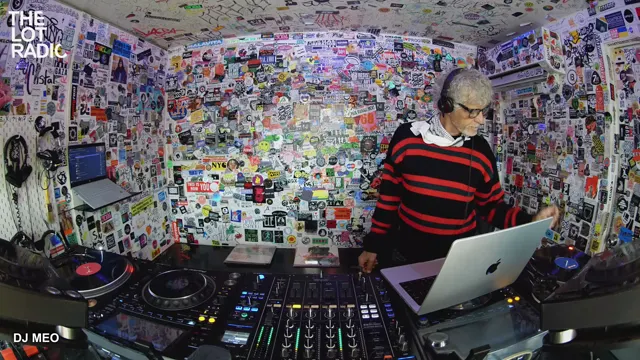 Episode 2zKzAWs2TVU5X2tJmf1TD Thumbnail 2