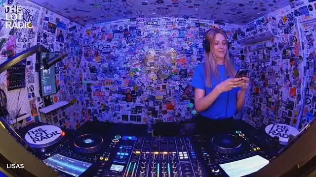 Episode 2150EhkewvQWeGWfuTYqBI Thumbnail 4