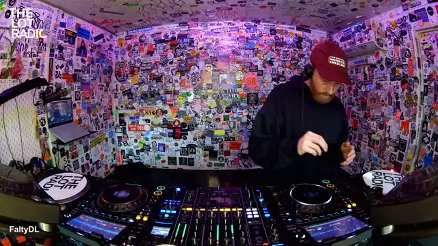 Episode OenLsUbWr8hsKsfUN03ee Thumbnail 5