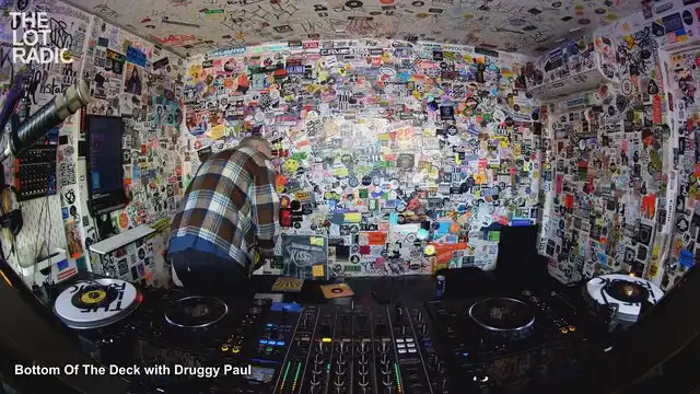 Episode EtRZvDD79DA3pXAQrlMYU Thumbnail 2