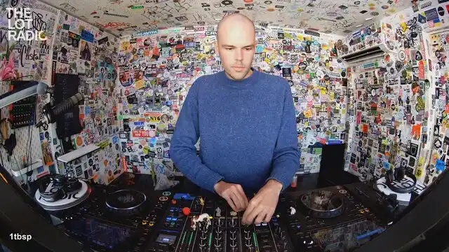 Episode 7yUeOq7BAUDiUhGZ1PBiGS Thumbnail 2