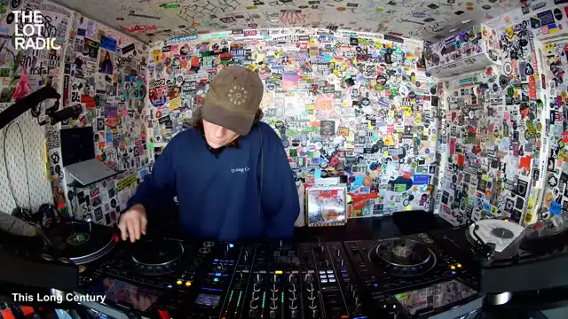 Episode 1fjNkYvjchq5ehvbv2twuW Thumbnail 3