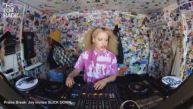 Episode 20isXU5nHhmpuwvC7qHlSF Thumbnail 5