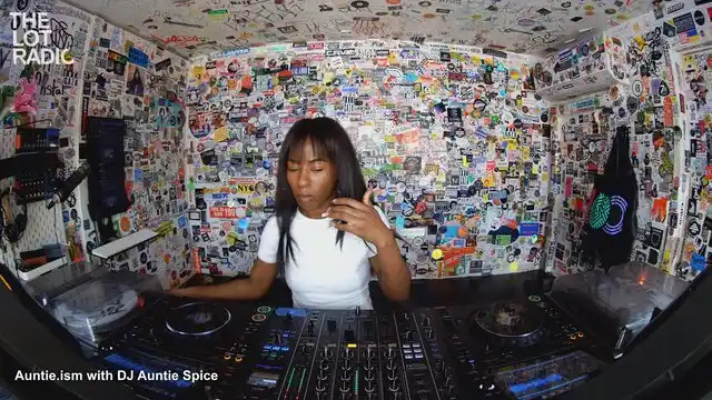 Episode 13OWBFanlmuM0n3LSIq0Vf Thumbnail 5