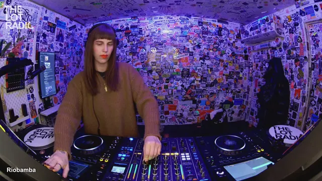 Episode 4Njki3d3HzeqTqunej3iwO Thumbnail 2