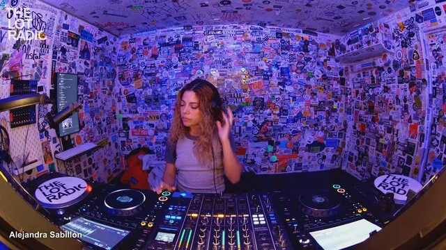 Episode 5VKhH1fQXbcnq9BG4xJKYu Thumbnail 1