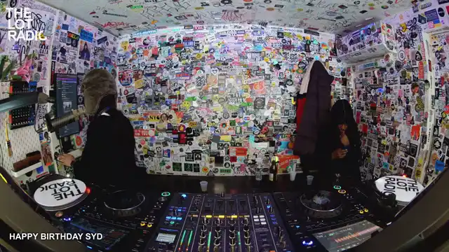 Episode 39r0apU6t7YFKMotgojsfu Thumbnail 5