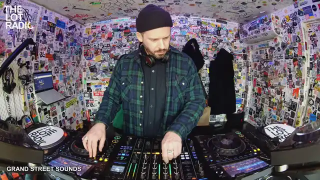 Episode 4pZOL1nRC7vmPlzF3AxViZ Thumbnail 5