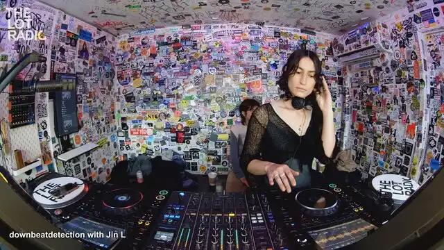 Episode 4pgzlhCAbX2fygod4yE4KH Thumbnail 2