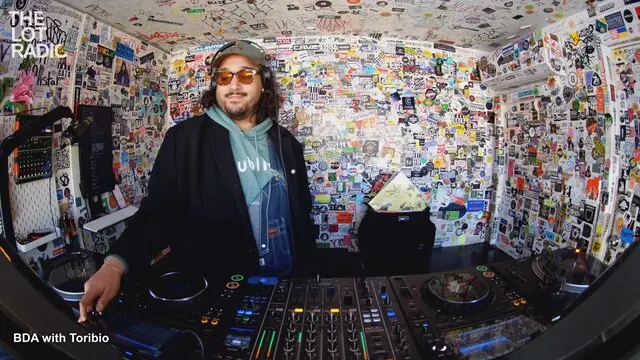 Episode pYwkjRUtR4ntaSP4E1YEc Thumbnail 1