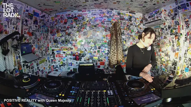 Episode UD1DjDXz2HYRL60sLwxB4 Thumbnail 2