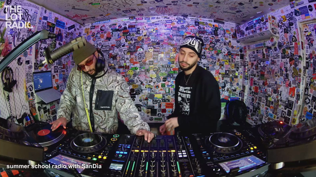 Episode 4ayRzpVzrKCmcpMmPxdIz2 Thumbnail 5