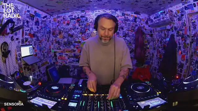 Episode 32w0g6mQijoHByADHKyB6M Thumbnail 4