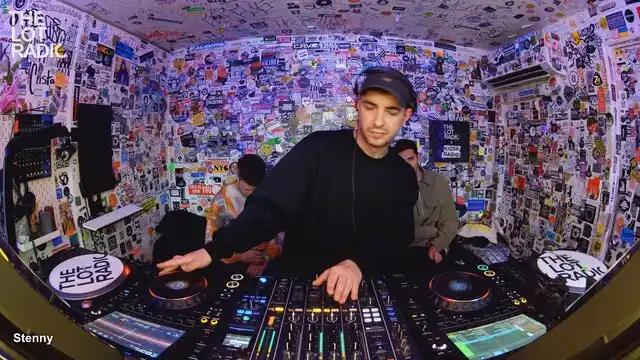 Episode 3gfbXlPV3qMr3N7qd9IoAt Thumbnail 4