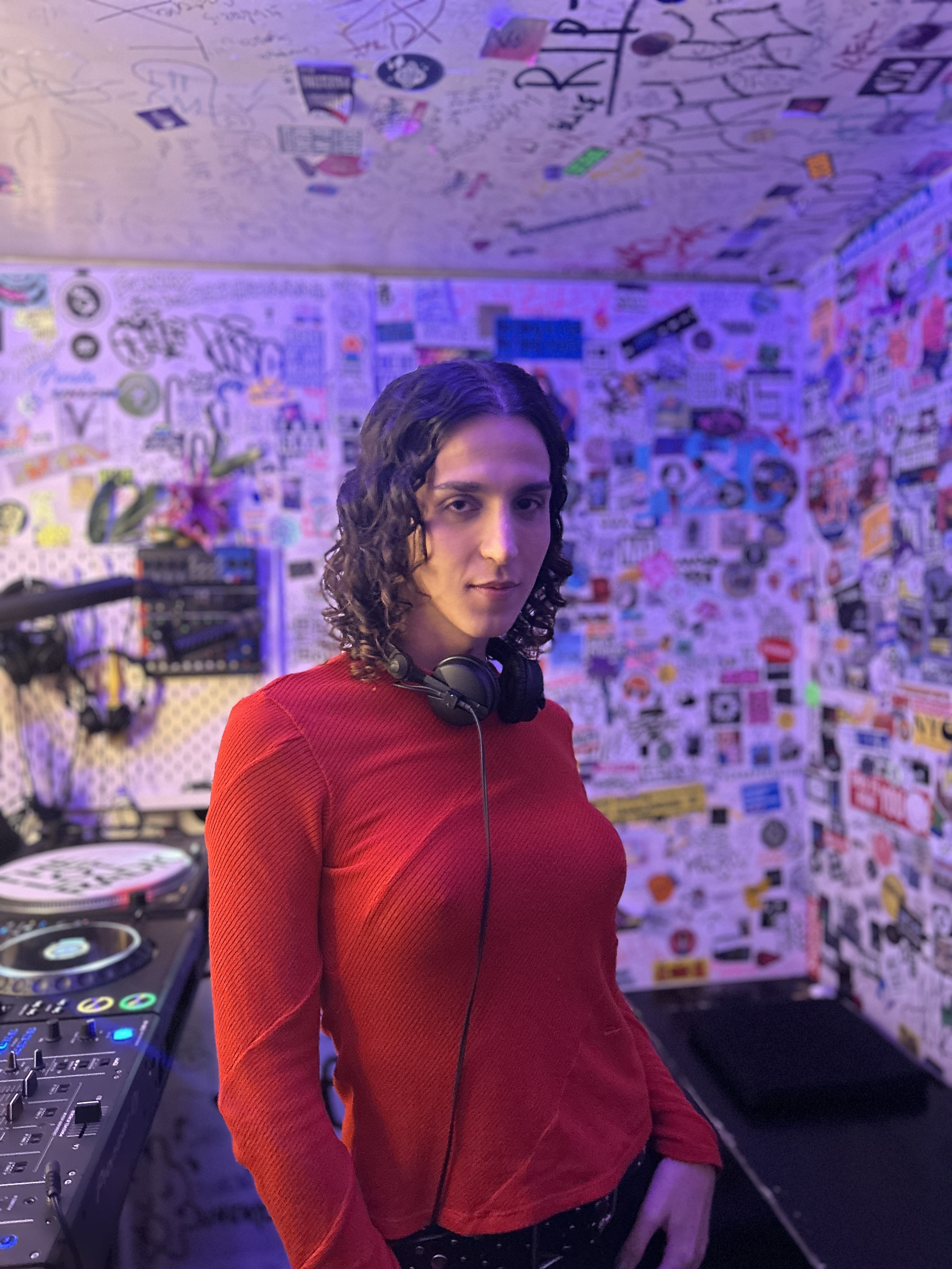 2vhe9gjipfboitih46945f8uls