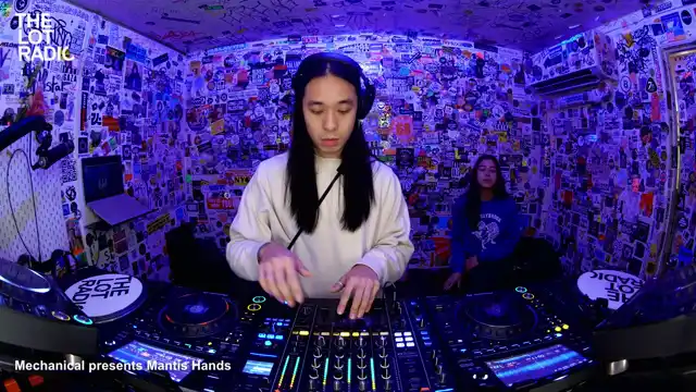 Mechanical presents Mantis Hands poster