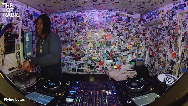 Episode 4F2jsPvzYoKkL4GiBKIIIm Thumbnail 2