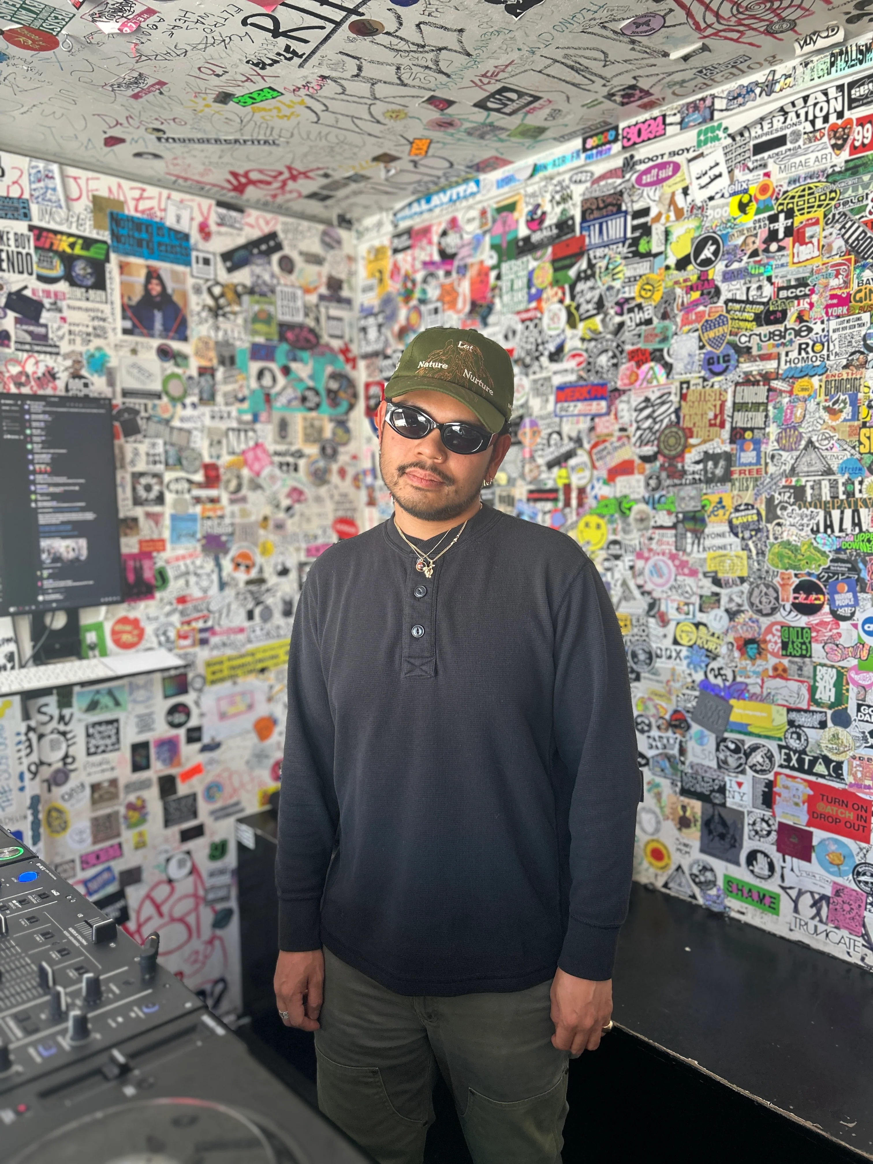 Darker Than Wax FM with DJ Houseplants