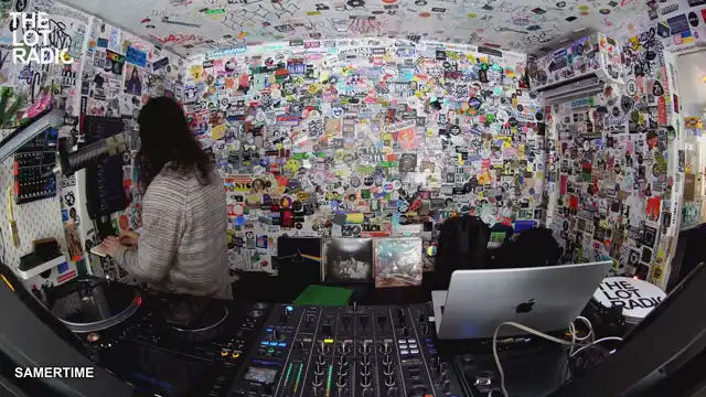 Episode 30SpwNOOicwx5fLAhrlrQr Thumbnail 3