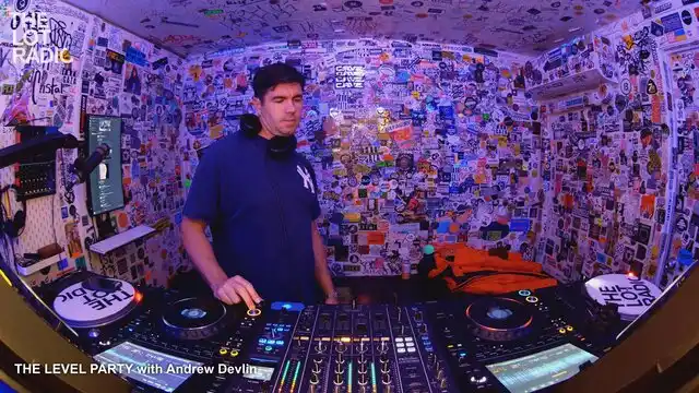 Episode 1NSpqtXmHlGeA2r3KrXJYK Thumbnail 2