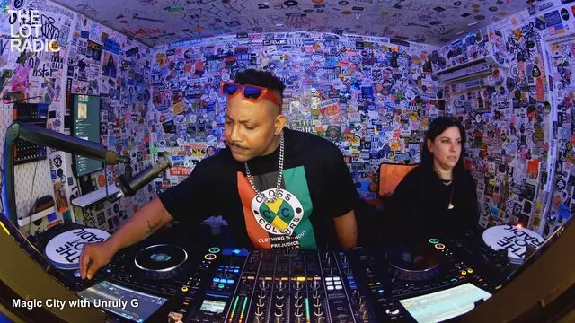 Episode 55T8q151ynviFx3htqGDWC Thumbnail 1