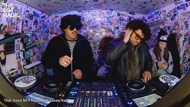 Episode 3QH2K2Lo154tSCWOfkzwub Thumbnail 2