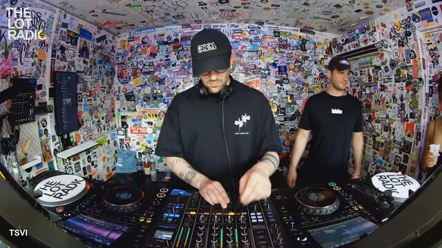 Episode 6FRkVHYf05HFWSM5vgxYoi Thumbnail 1